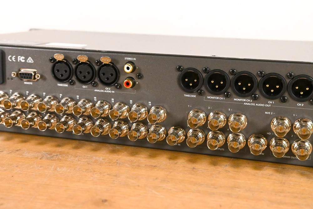Blackmagic Design ATEM 4 M/E Broadcast Studio 4K CG01XSU