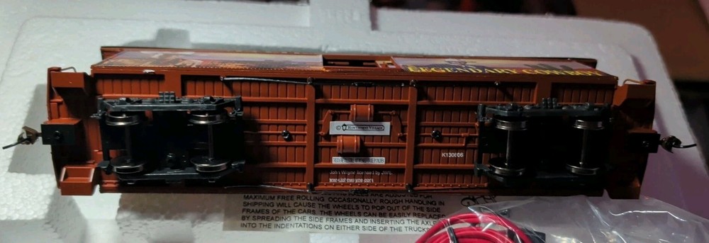 Hawthorne Village - John Wayne Electric Two Car Train Set - Read Description
