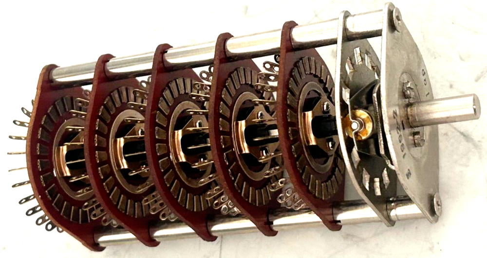 Rotary SwitchType 261A 511AP New/Nos