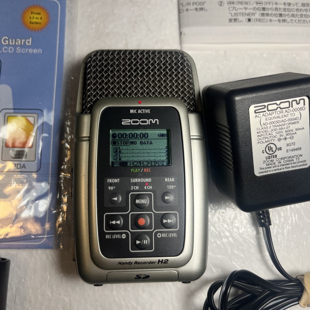 ZOOM Handy Recorder H2 Handheld Digital Recorder MP3/WAV Bundle!