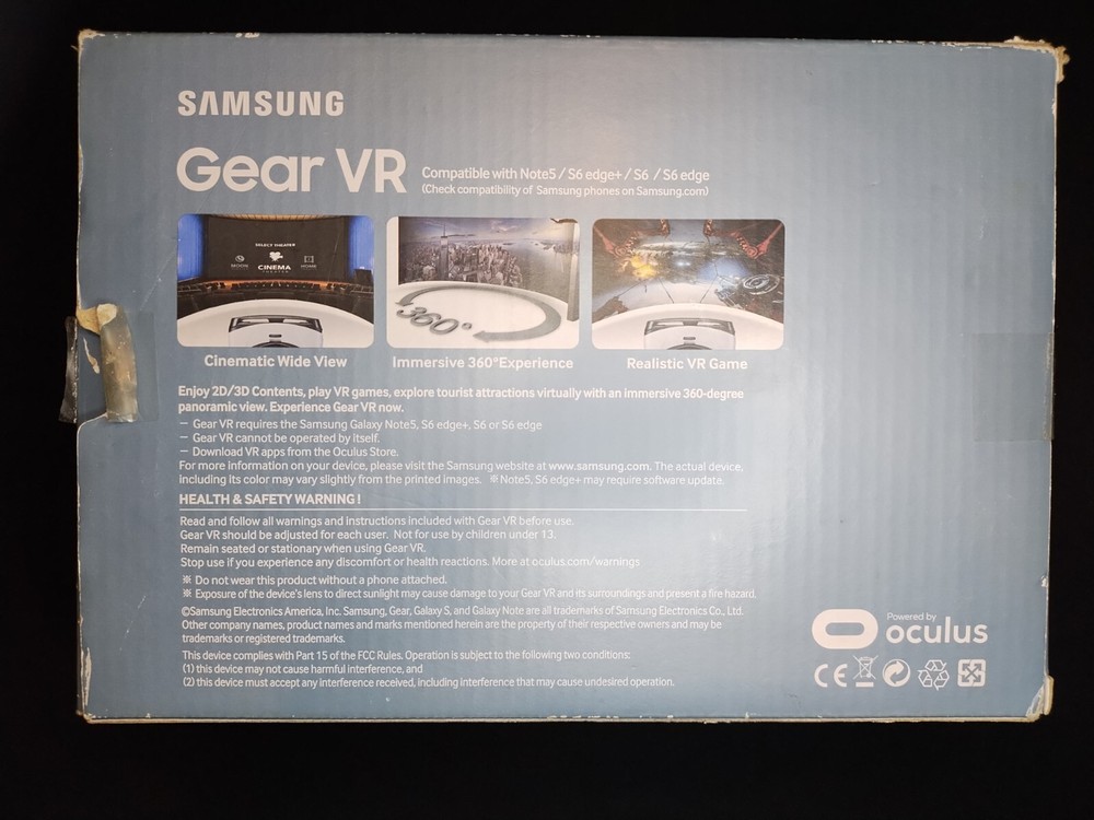 Samsung Oculus Gear VR Headset - Frost White