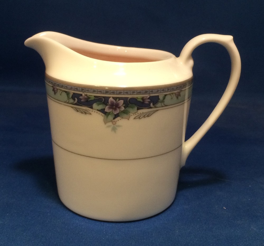 Christopher Stuart Stratford Creamer Y0230