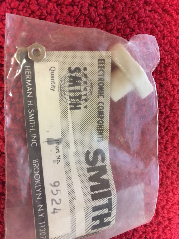 9524 H H SMITH Insulator, high voltage