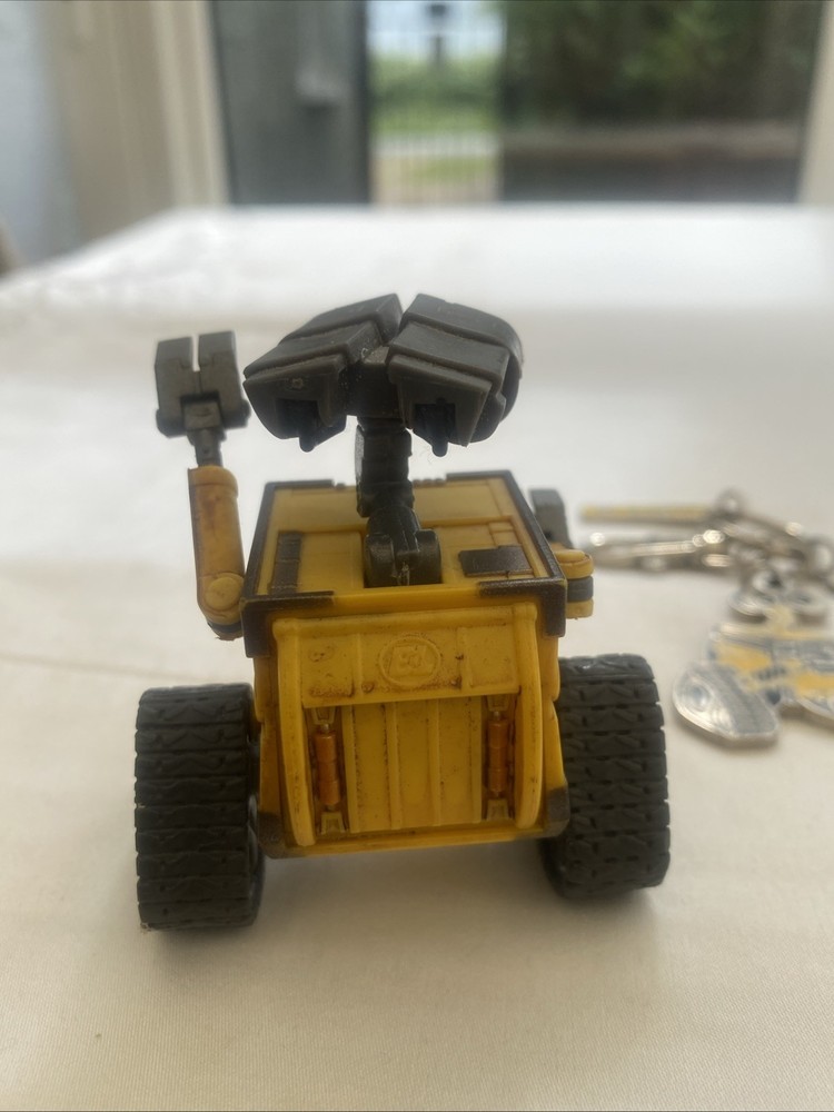 Wall E Wall-E Disney Pixar Character & Key Ring Evie Thinkway Keyring Disney