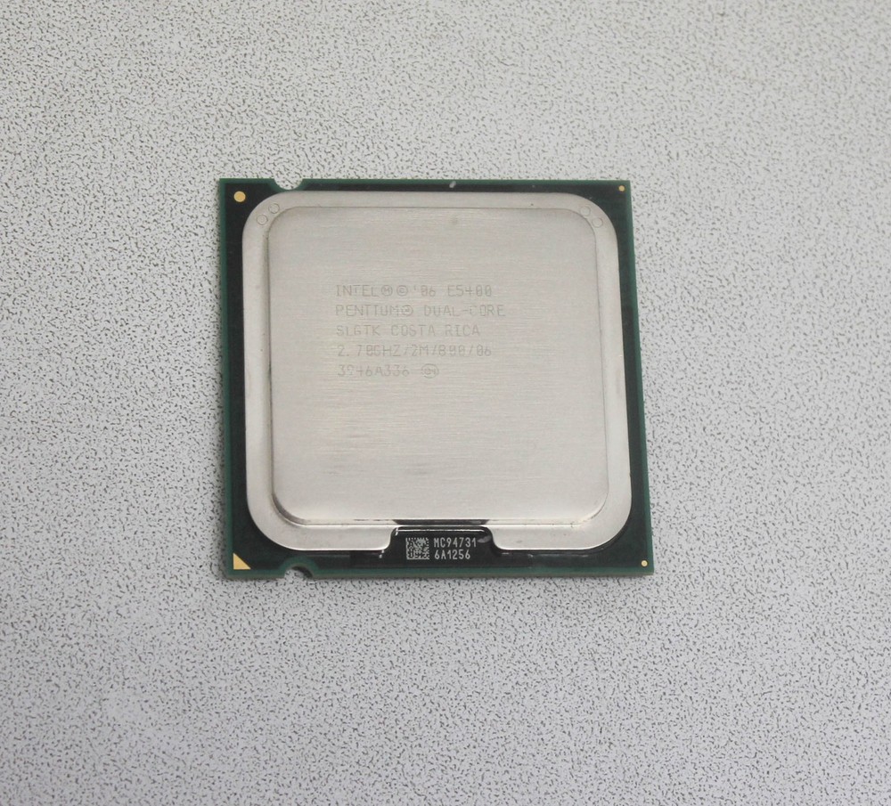 SLGTK Generic Processor Intel Premium E5400 2.70Ghz "GRADE A"