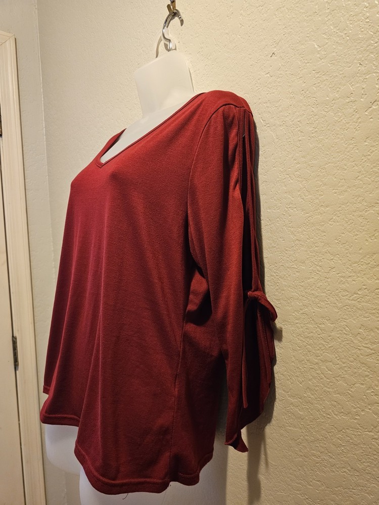 Loveu.dear Solid Red Pullover Blouse Top Size Large ¾ Bell Sleeves Open Top Ties