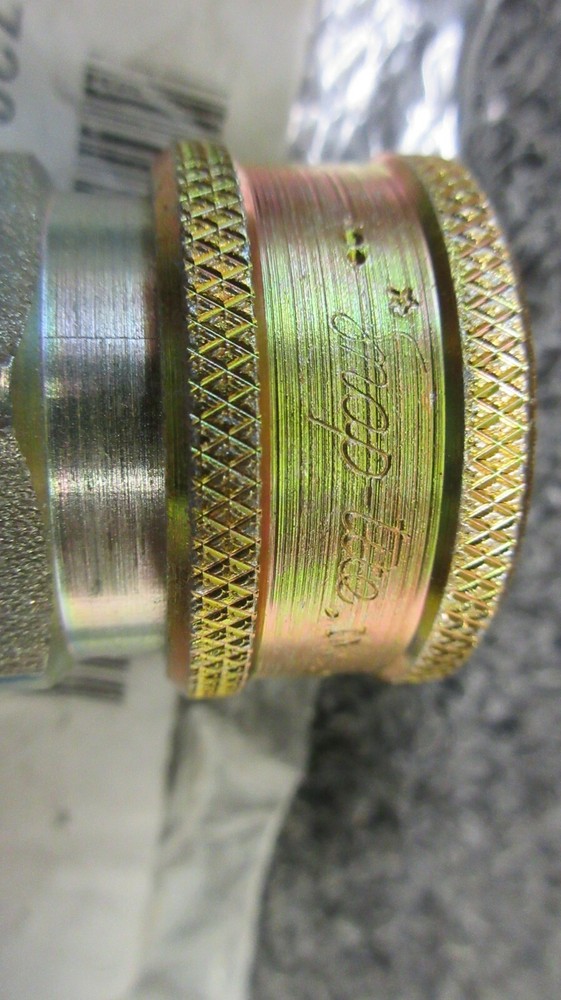 Snap-Tite Hydraulic Hose Fitting Quick Disconnect Half Coupling 1/2" 3/4" VHC-8