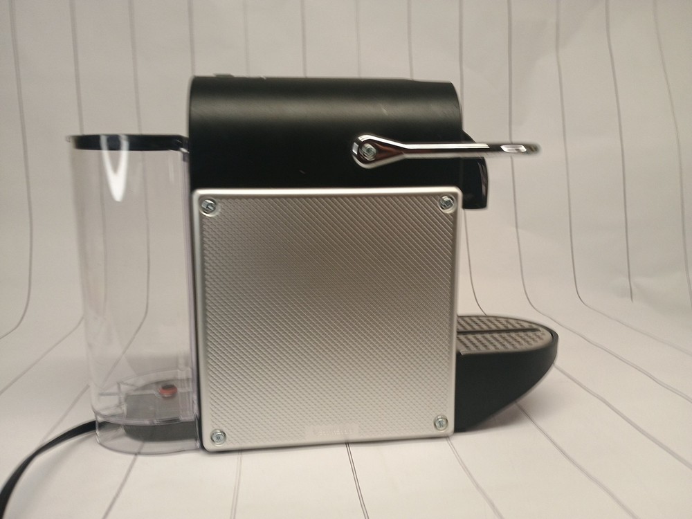 Nespresso Pixie EN124S Coffee & Espresso Machine DeLonghi Black/Silver Complete