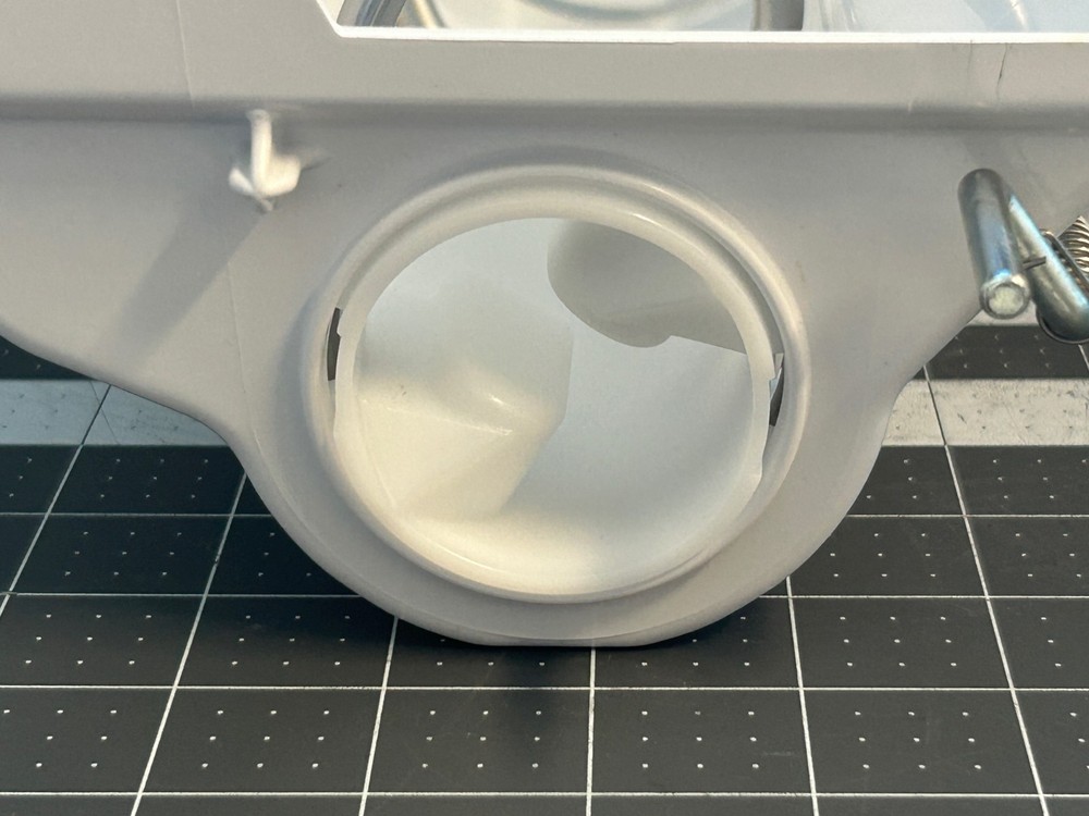 Maytag Refrigerator Ice Bucket Assembly P# WPW10324090