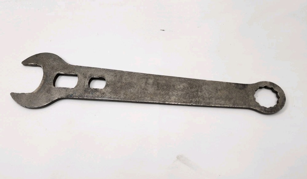 Delta Rockwell Wrench Cat 1520