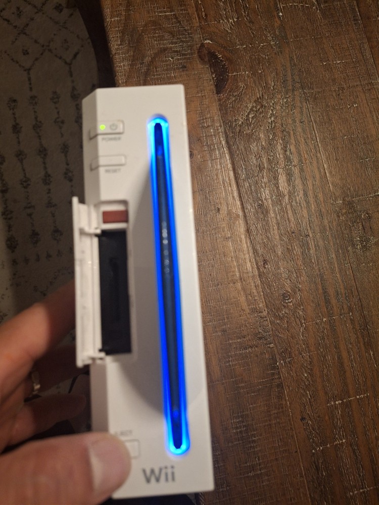 Nintendo Wii White Console System RVL-001 1 Controller & Cords *Tested & Working