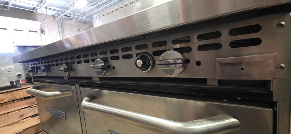 Bakers Pride 60" Griddle With 2 Oven Stoves