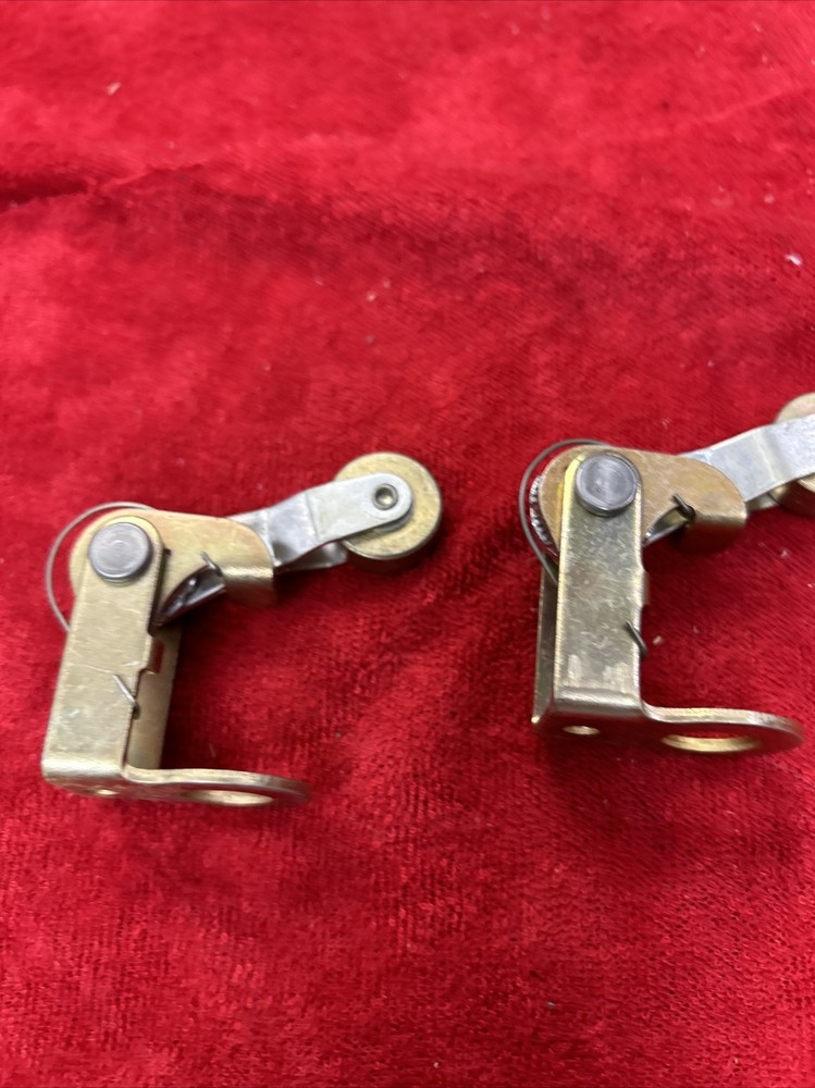 Microswitch actuating levers