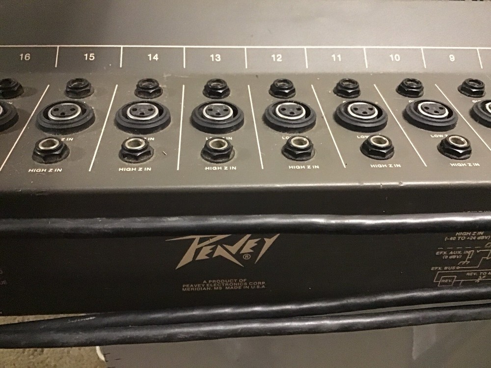 Peavy MD-II 16x2 Mixer Stereo Mixing Console