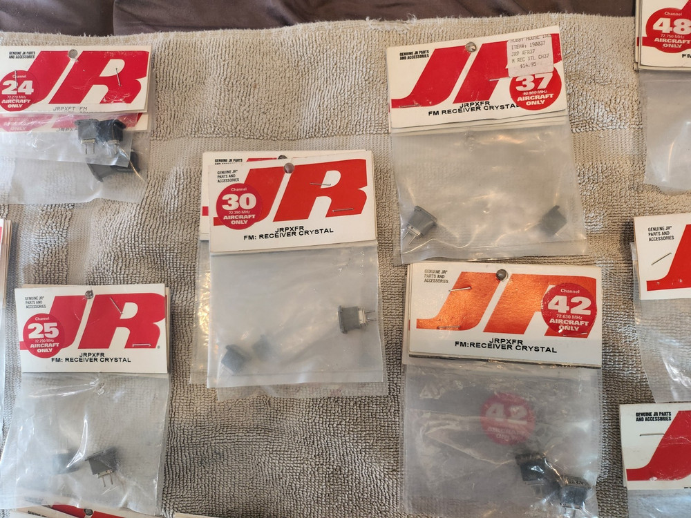 JR transmitter and reciever crystal set CH- 36