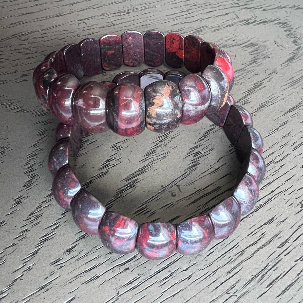 Chicken blood soft bangle 7’ (one)