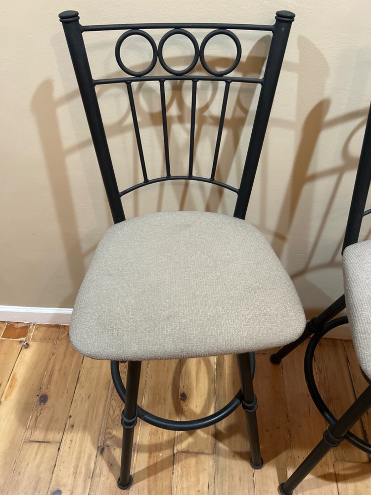 hightop table chairs