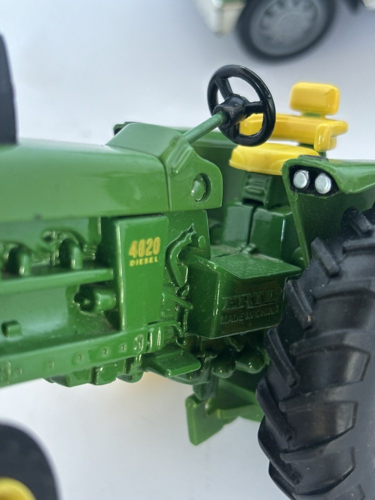 ERTL John Deer Lot