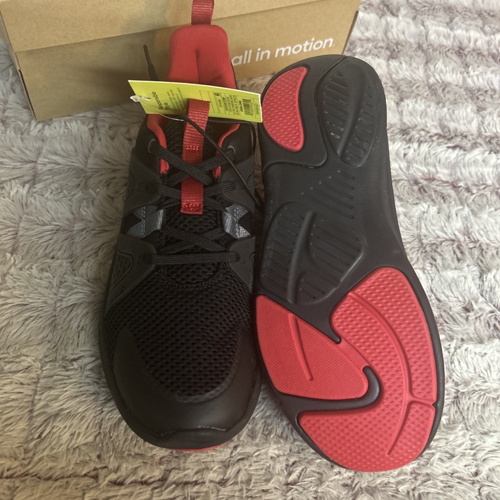all In motion Boys Sneakers Size 5