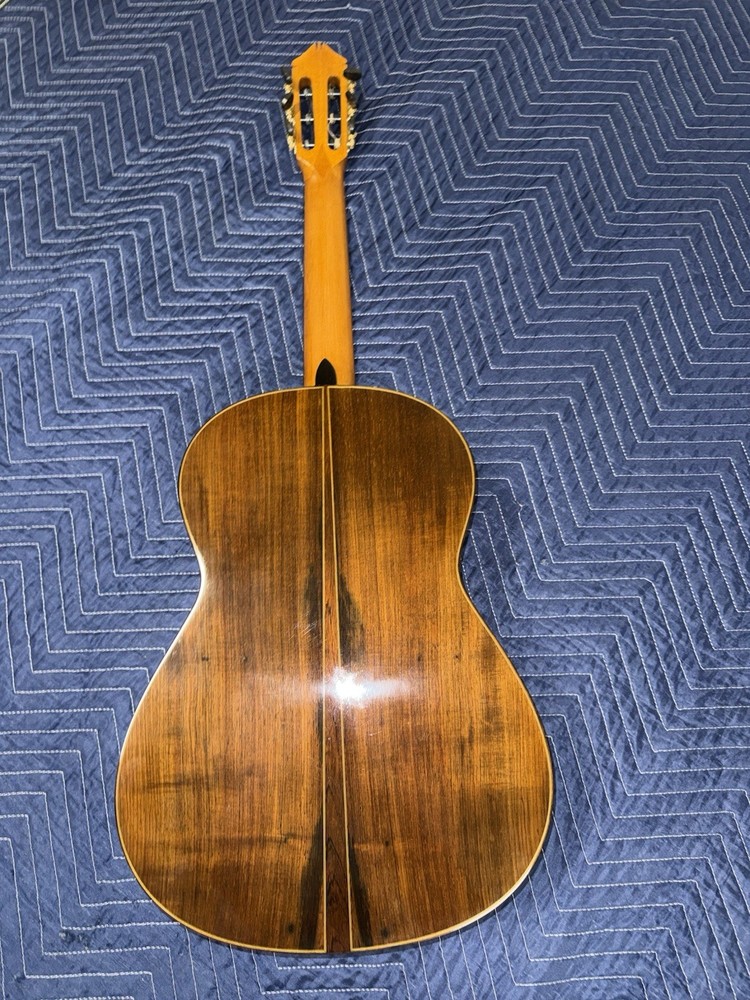 Kenneth Hill Classical Guitar 2009 Luthier Signed