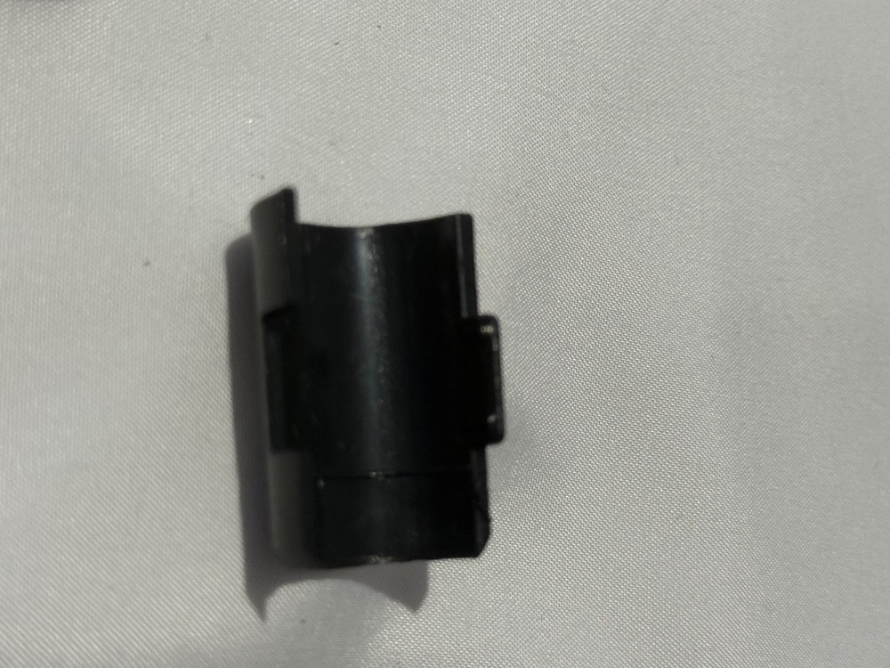 Metro 52 Pack Black Wire Shelf Clips 1" Pole Replacement for Eagle Shelving