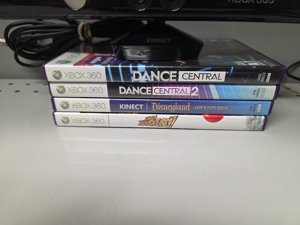 Microsoft 1414 Xbox 360 Kinect Sensor Bar- Black - with 4 Kinect Games