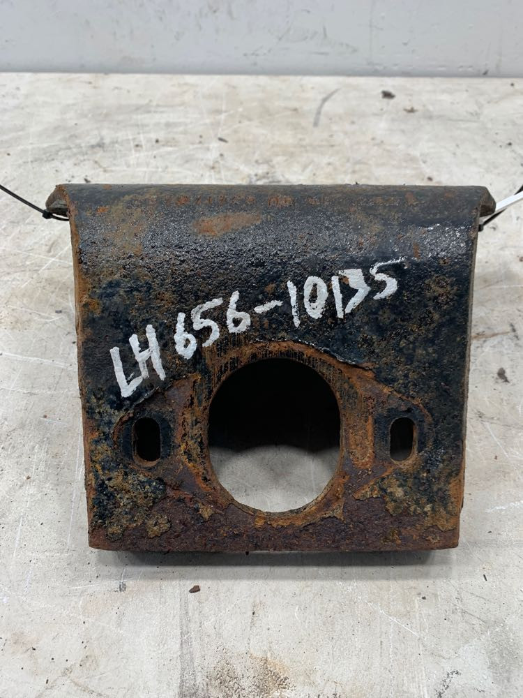 2011 Ford F750 Cab Mount (630-10656)