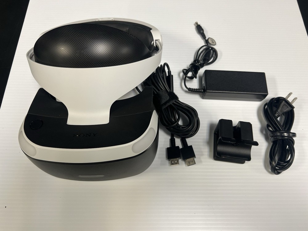Sony PlayStation The Elder Scrolls V: Skyrim VR Headset Bundle In Box Tested