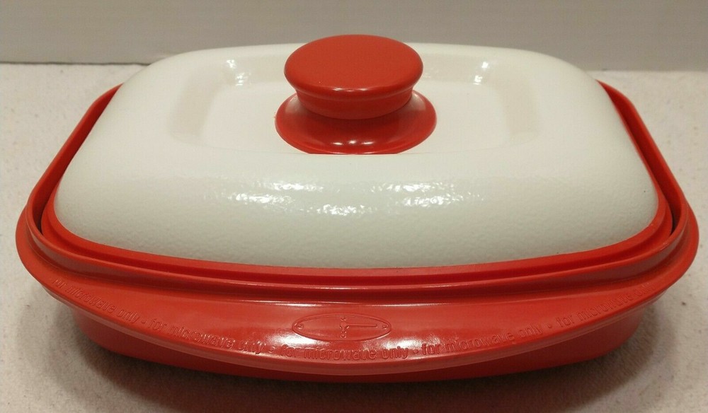 RANGE MATE MICROWAVE GRILL pan steaks RED/WHITE RECTANGULAR covered dish