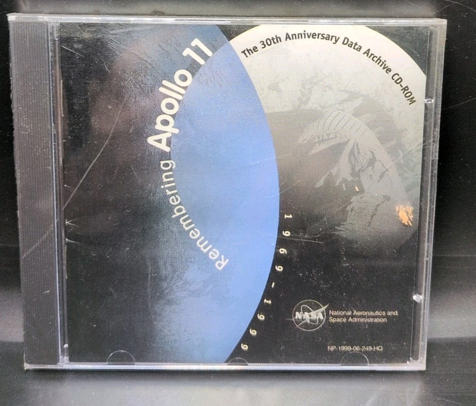 Remembering Apollo 11 The 30th Anniversary Data Archive PC CD-ROM NEW B443