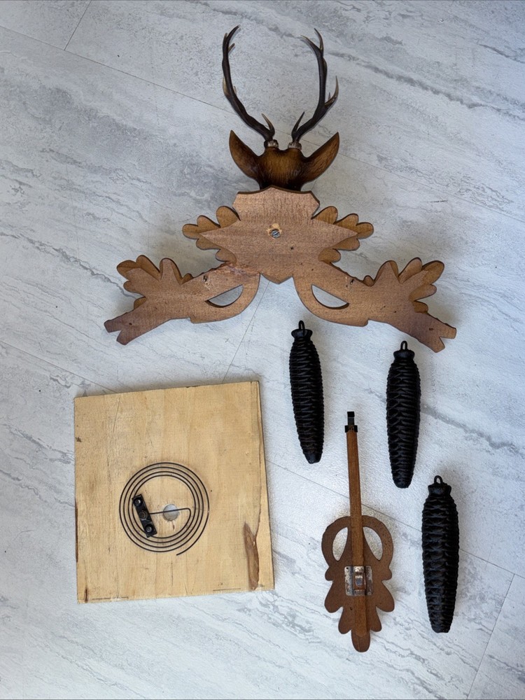Vintage , Mùsical, Hunter , Cuckoo Clock-See Video