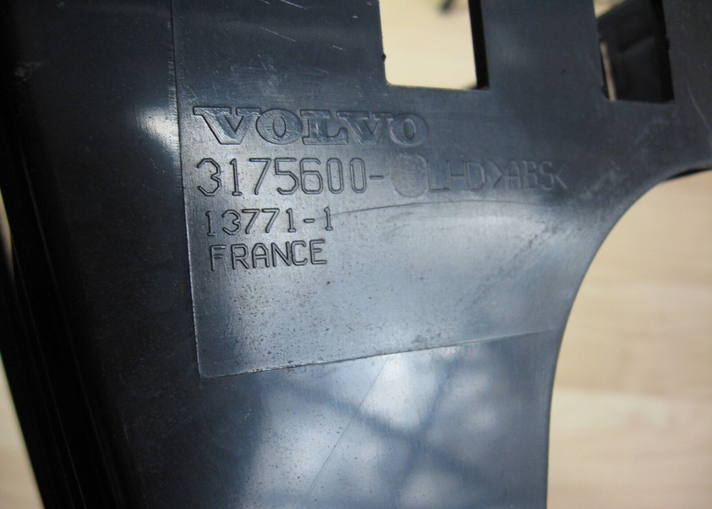 Volvo VNL 3175600 13771-1 Switch Panel Dash Panel Insert #M266AS