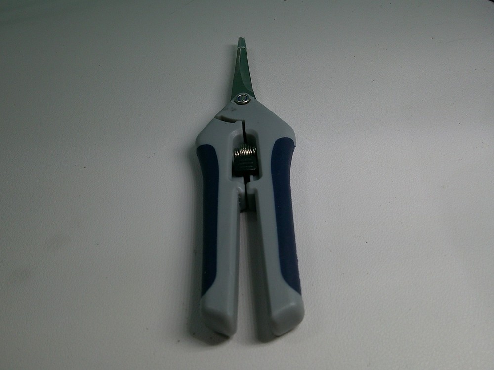 Lowes Project Source Garden Snips 55787 Gray & Blue New in Box