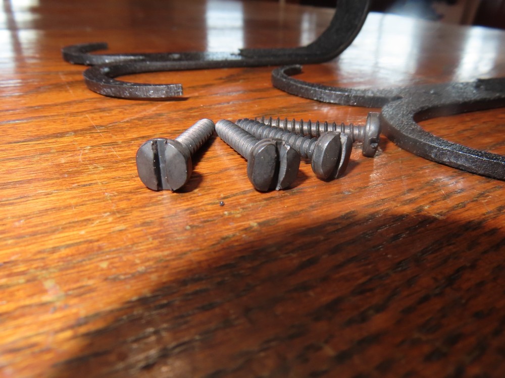 Gun Rack / Utility Hooks 3/4"