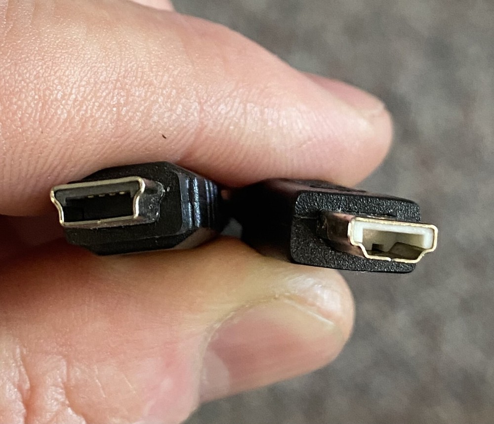 Texas Instruments - TI Connectivity Mini-A to Mini-B USB Transfer Cable