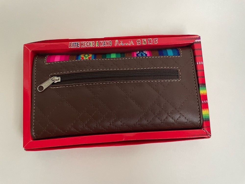 Handmade Artesanal Peruvian Wallet Multicolor . New