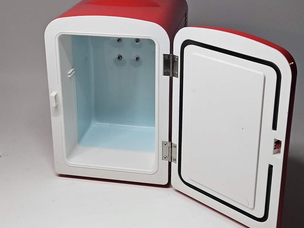 Coca-Cola Mini Fridge, 6 Can Mini Fridge Cooler Personal Retro Fridge Koolatron
