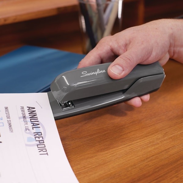 Swingline S7074759a Business Desktop Stapler, 30 Sheets, Graphite Gray