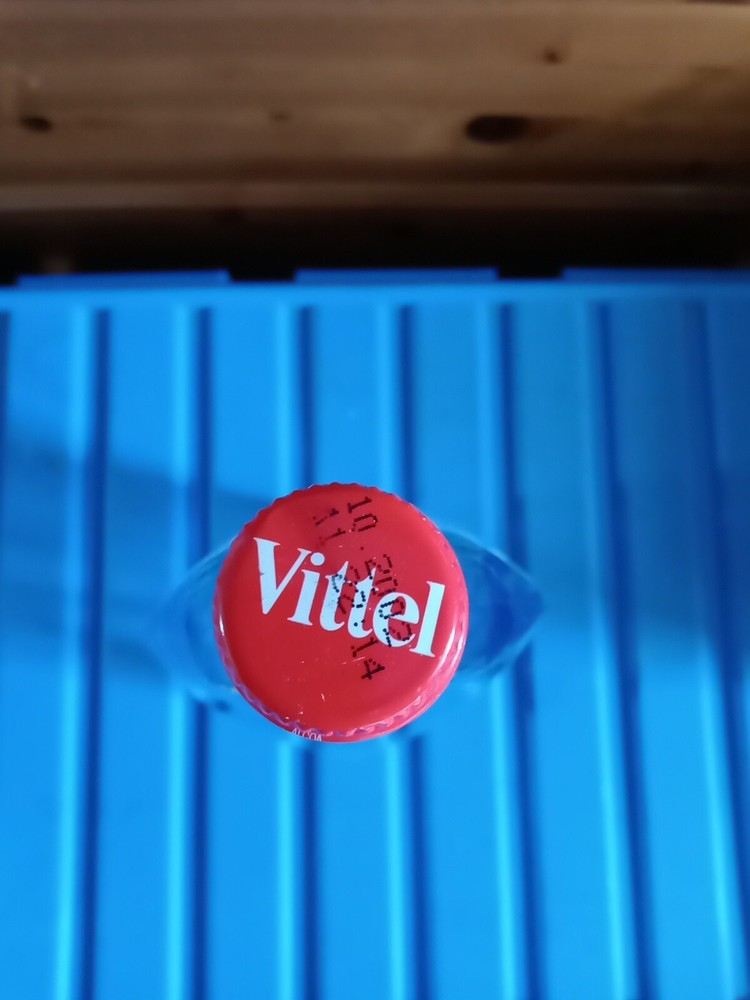 Vittel Year 2000 1 Litre Glass Bottle Empty excellent condition Vittel