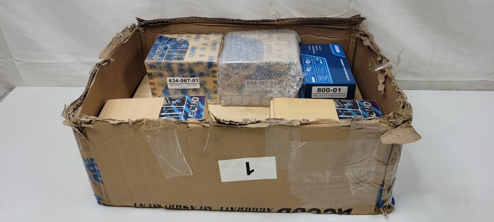 ACCUD DIGITAL DEPTH CALIPER, WIRELESS DATA TRANSFER SYSTEM, MAGNETIC V-BLOCK KIT