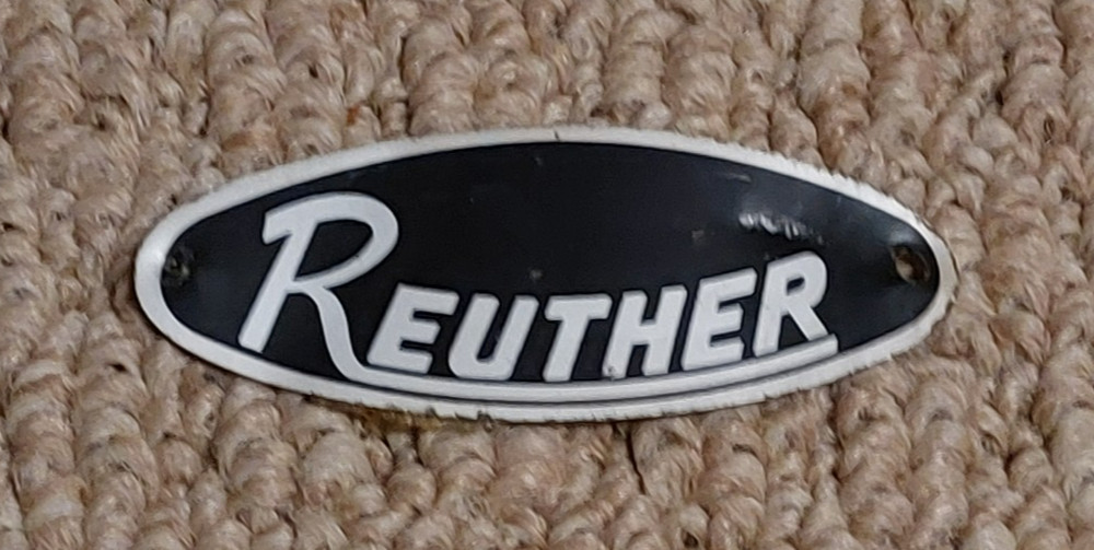 Vintage Reuther 70`s Drum Badge (560)