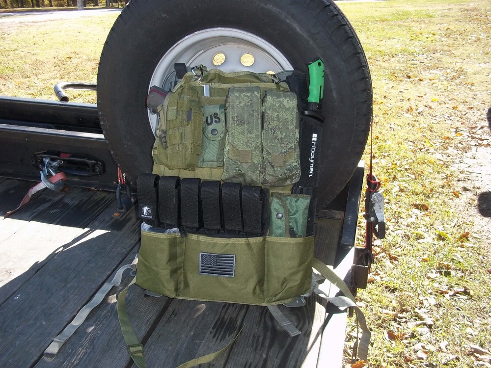 ONE ...MILITARY SURPLUS PACK FRAME MOLLE GREEN ARMY SEAT BACK ORGANIZER --USED