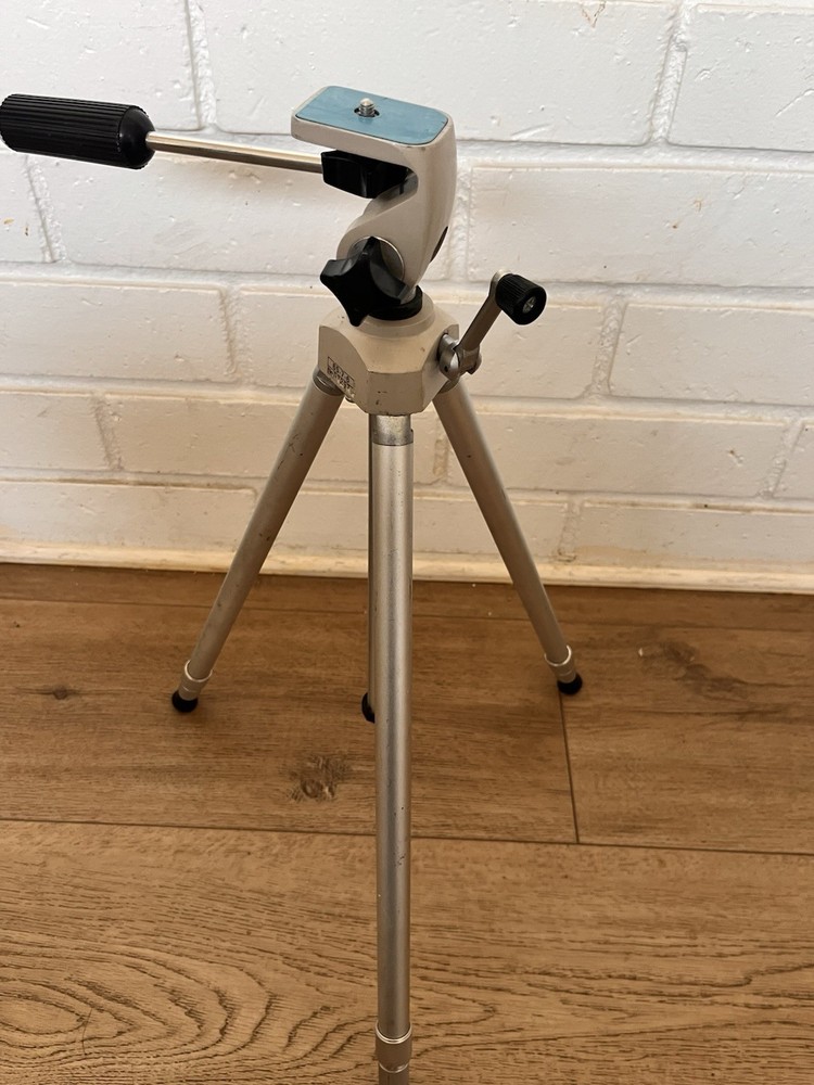 Vivitar Tripod 1102
