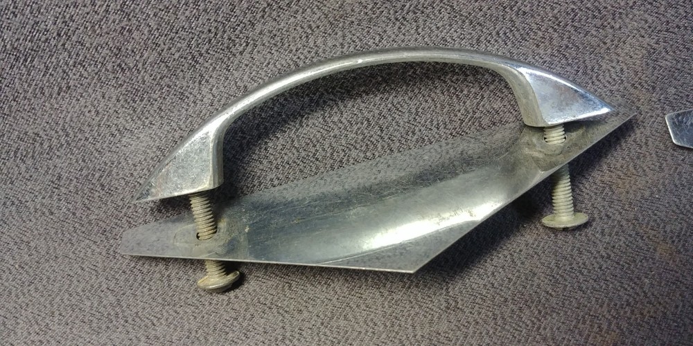 15 1940s Triangle Backplate Cabinet Door Drawer Handle Pull Hardware Lot