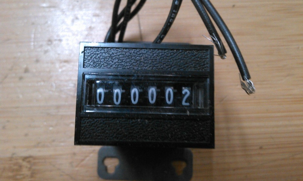 VEEDER-ROOT 779086-001 HOUR METER
