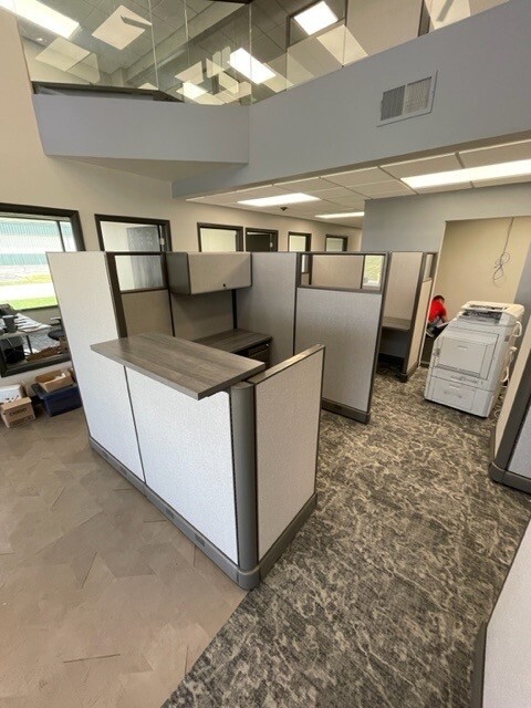 Herman Miller AO2 Office Cubicles Workstations