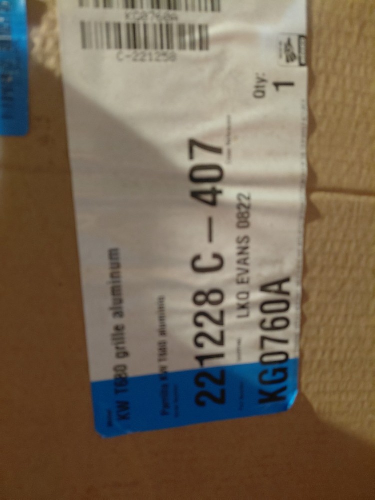 Kenworth T 680 Mesh Grille Inserts