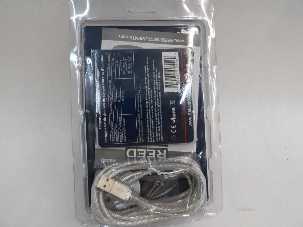 REED INSTRUMENTS R6030 TEMPERATURE HUMIDITY DATA LOGGER