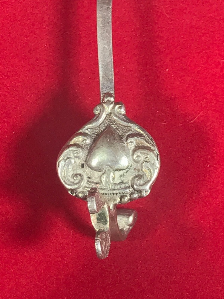 ANTIQUE DUTCH SILVER REPOUSSE ROOSTER HANDLE 5.25''
