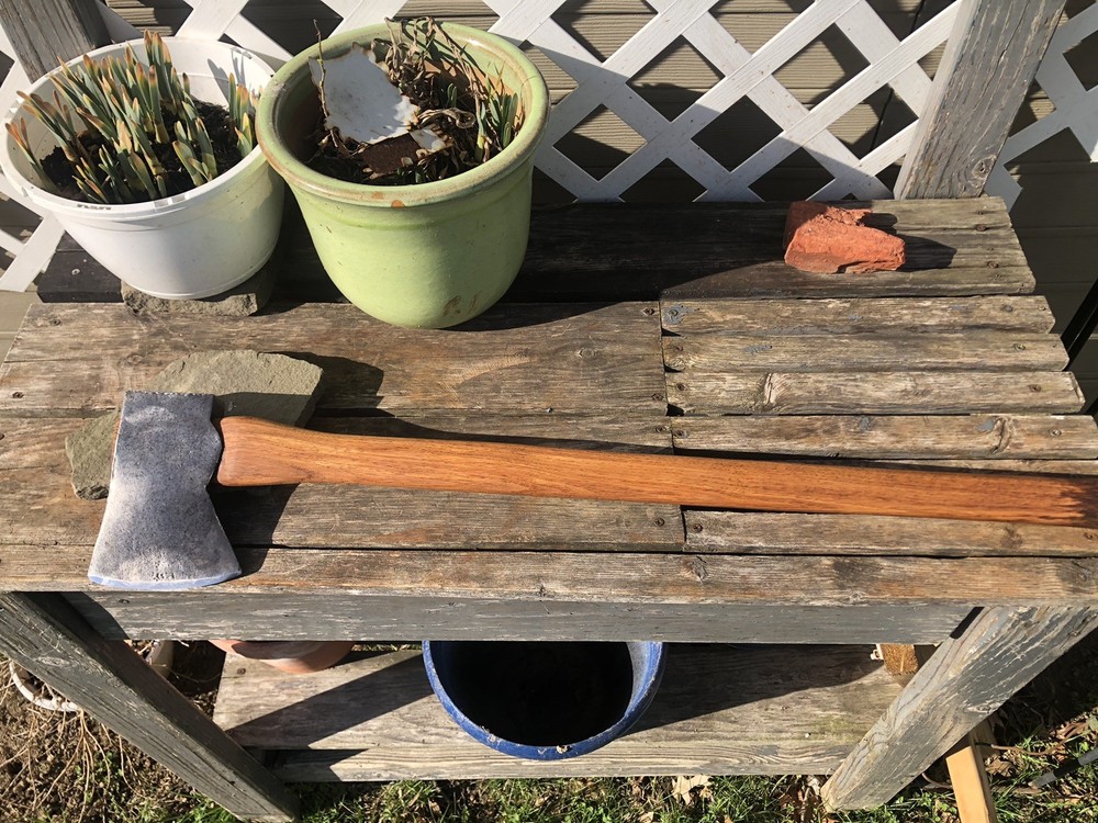 Vintage unmarked 3/2 Rockaway Pattern Axe